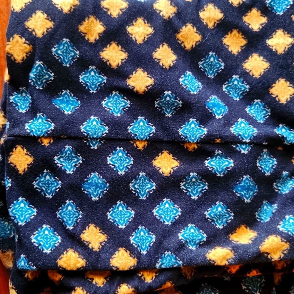 LulaRoe leggings tall and curvy